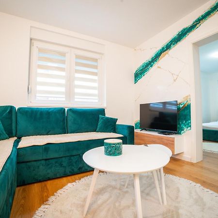 Apartment Vila Idila Tuzla Zewnętrze zdjęcie