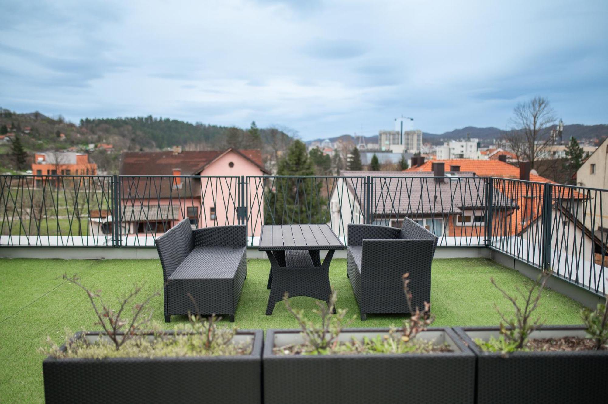 Apartment Vila Idila Tuzla Zewnętrze zdjęcie